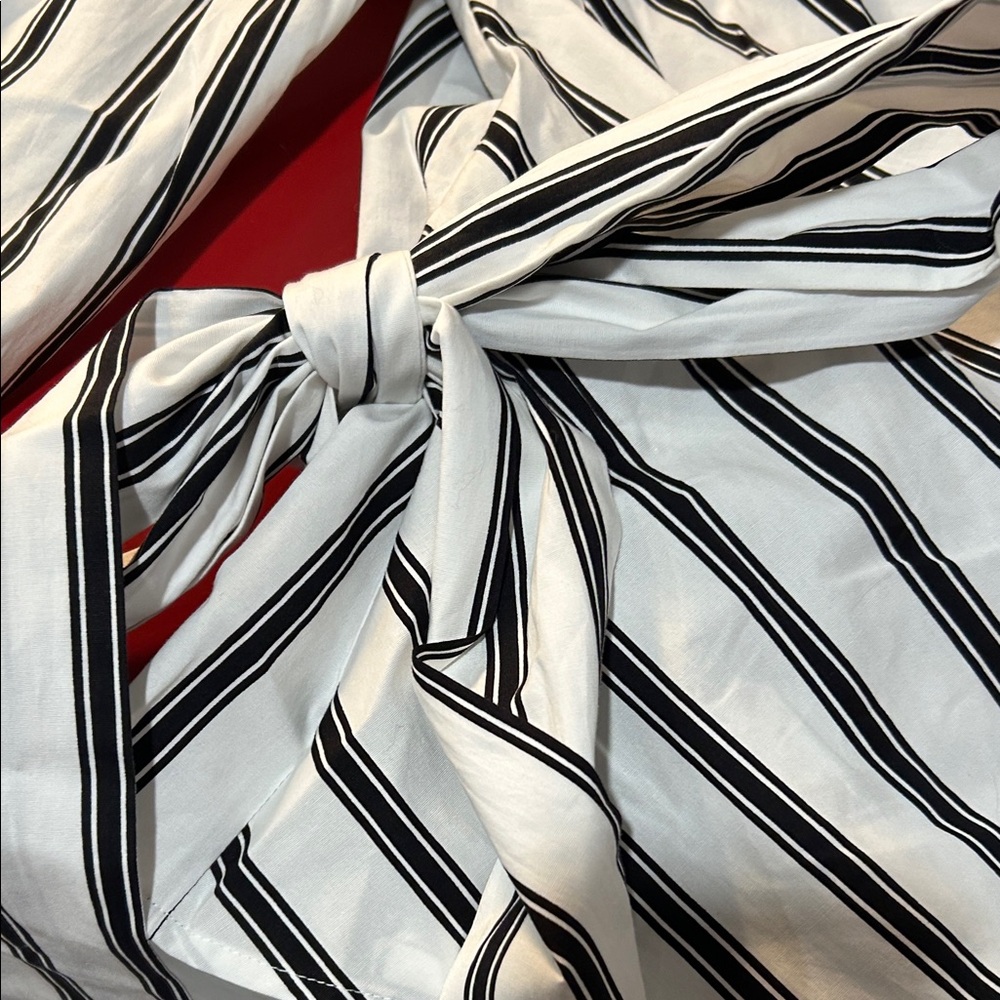 White House Black Market Black and White Striped Blouse - Picture 3 of 6